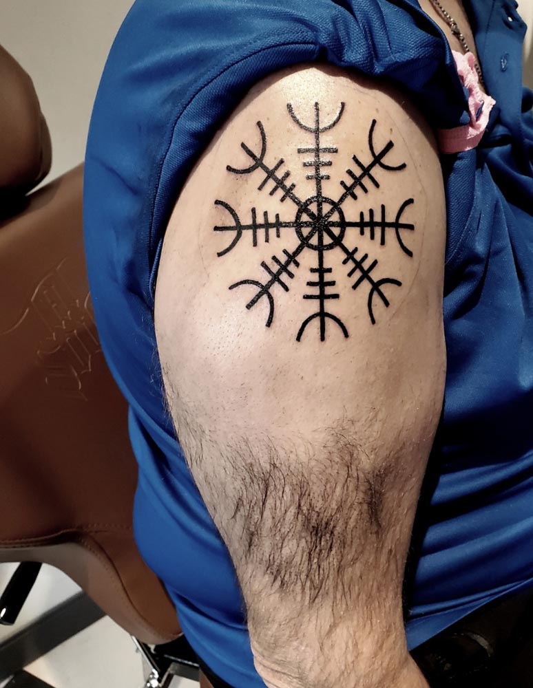 Blackwork, Linework, Geometric tattoo by